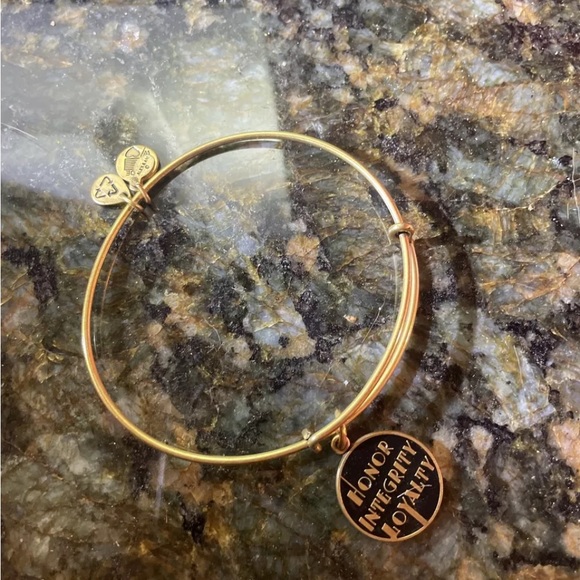 Alex and ani gold bracelet integrity loyalty honesty - Picture 4 of 5